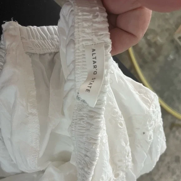 Altered states white eyelid skirt size xl - Picture 4 of 7